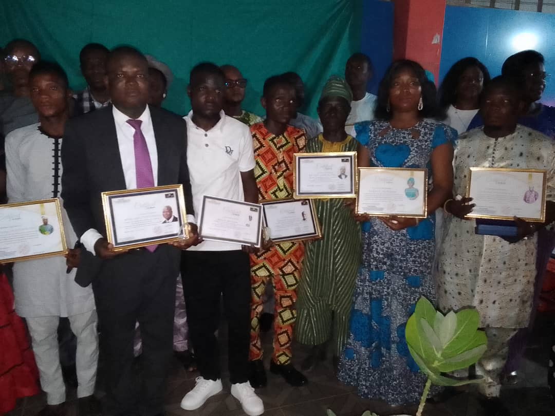 2ème édition de la cérémonie de distinction "Les trophées de la presse" : Le groupe Ewa Africa a honoré plusieurs hommes des médias suivant des critères précis